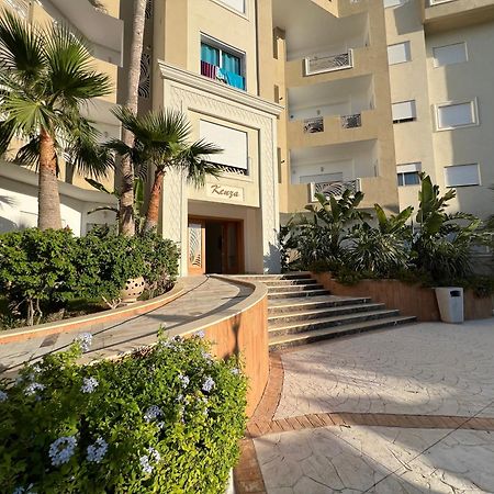 Outstanding Flat With Pool And Near The Beach Apartment Sahline Exterior photo